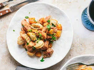 Carne de porco à alentejana