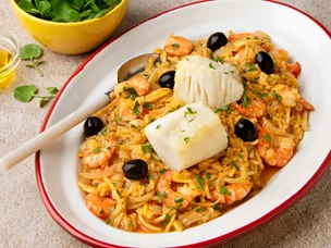 imagem de Lombo de bacalhau, brás de camarão e agrião
